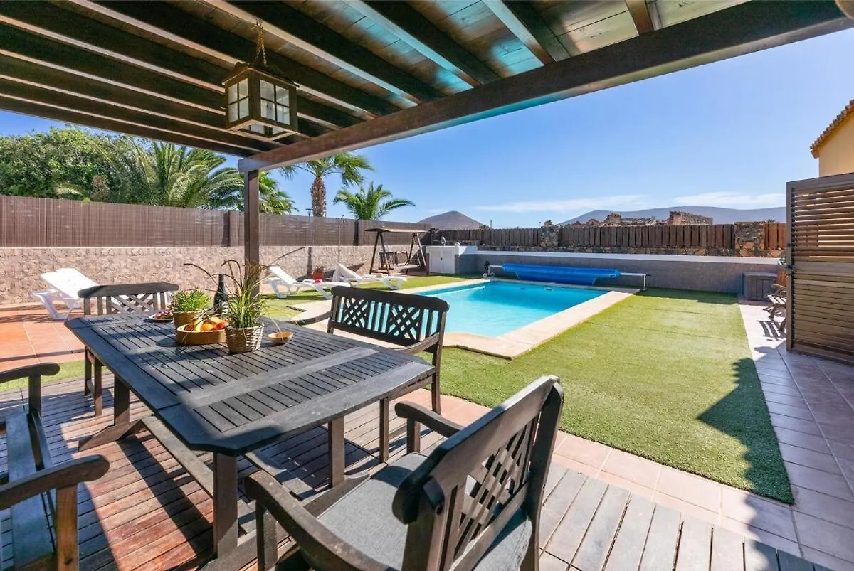 Villa Calma Private Pool La Oliva By Holidays Home